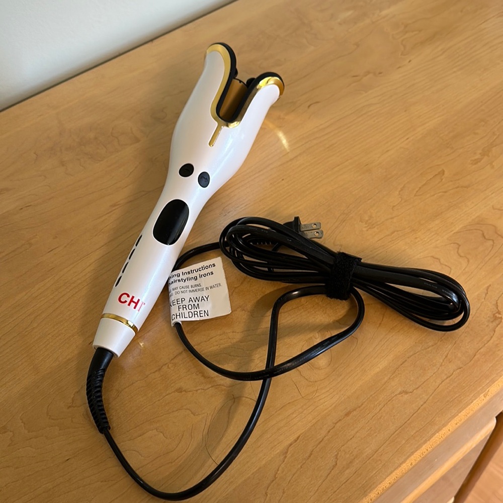 Chi spin and curl hair tool.